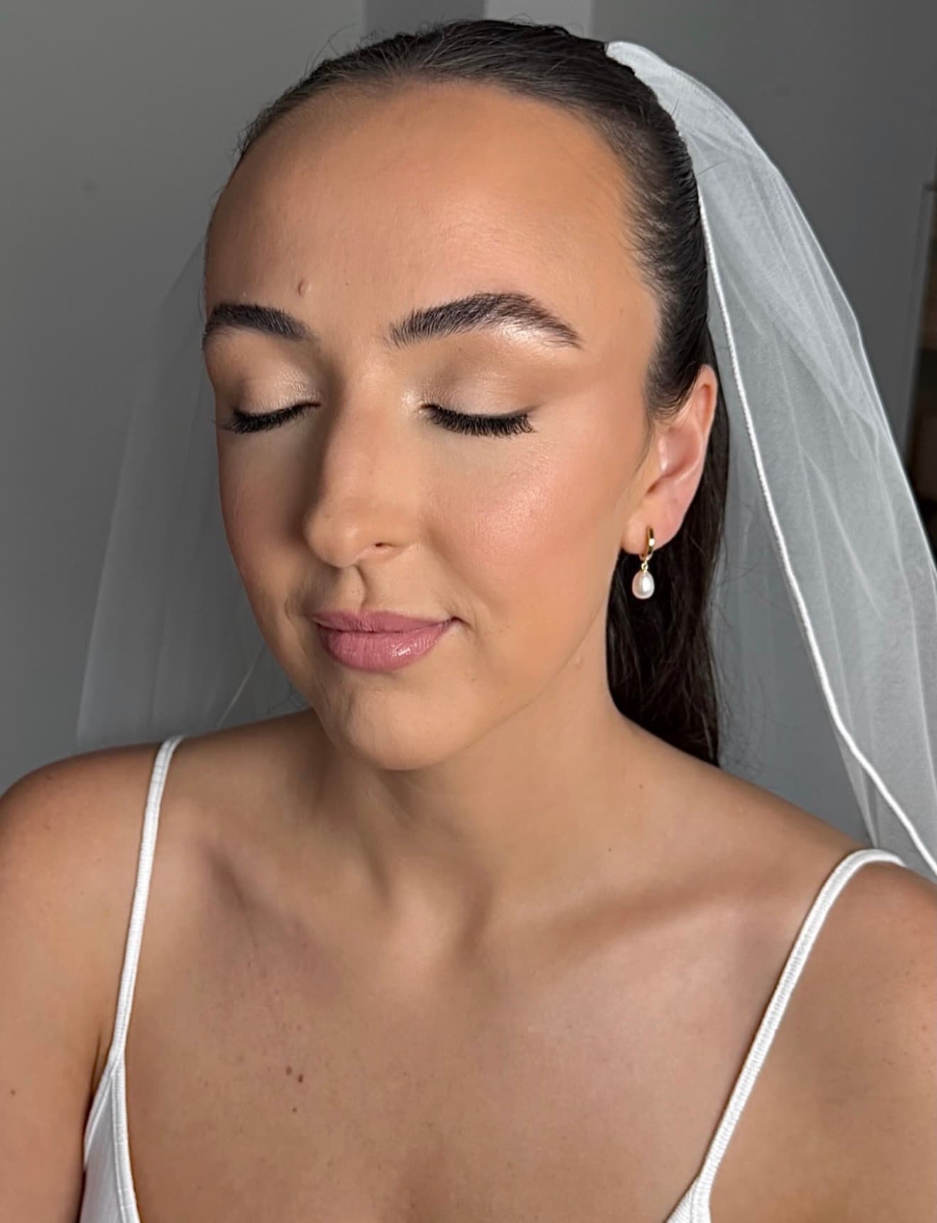 Natural glam wedding makeup by HAIR.MAKEUP by Amanda Zack